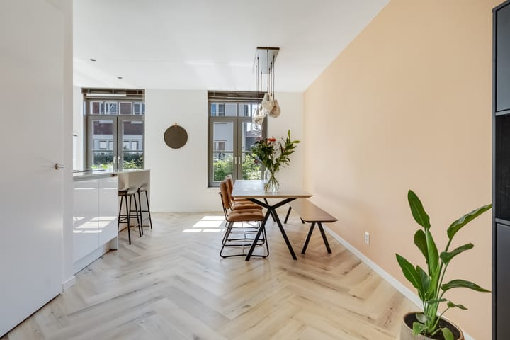 Foto 12 van Simon Carmiggeltstraat 79