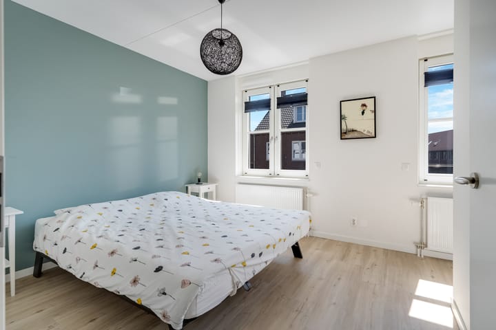 Foto 22 van Simon Carmiggeltstraat 79