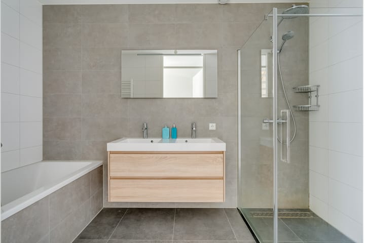 Foto 26 van Simon Carmiggeltstraat 79