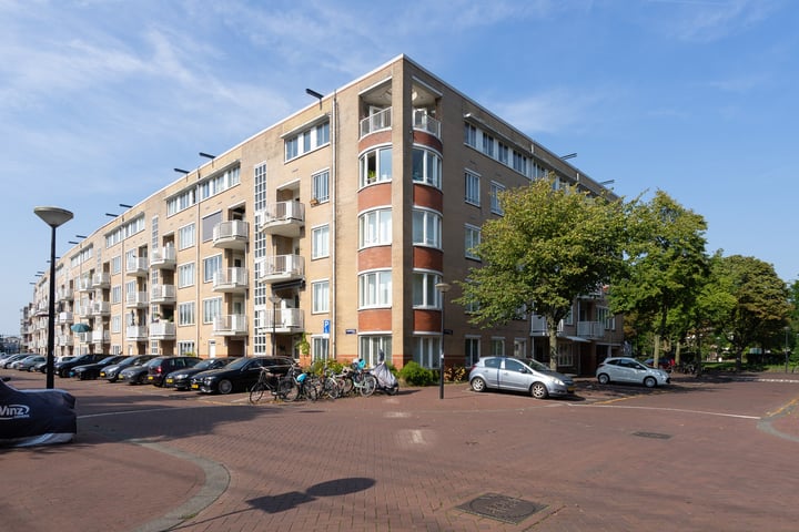 View photo 3 of Celebesstraat 110-N