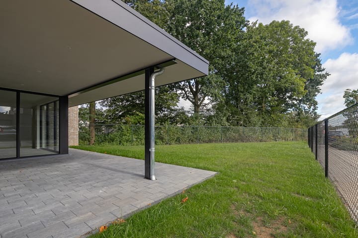 Foto 24 van Kruisweg 23