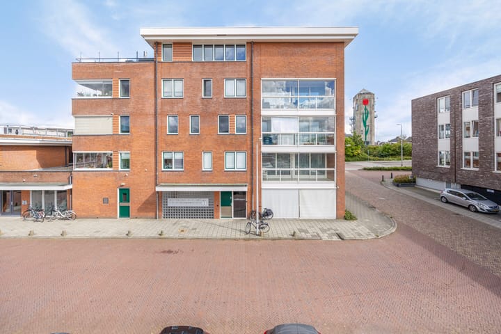 Foto 22 van Spoorstraat 30