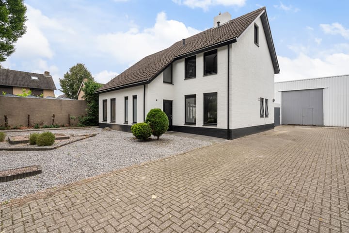 Photo 1 of Hoolstraat 1