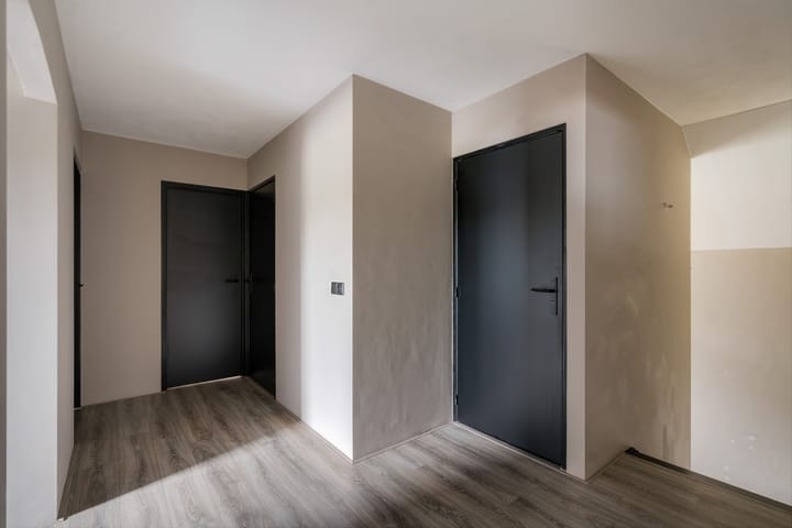 Photo 32 of Hoolstraat 1