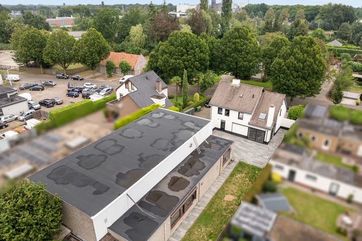 Photo 47 of Hoolstraat 1