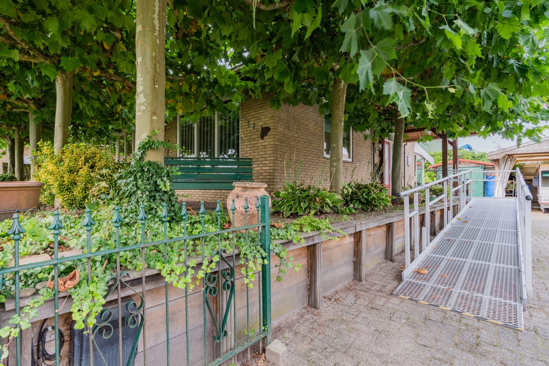 Foto 38 van Meeleweg 8