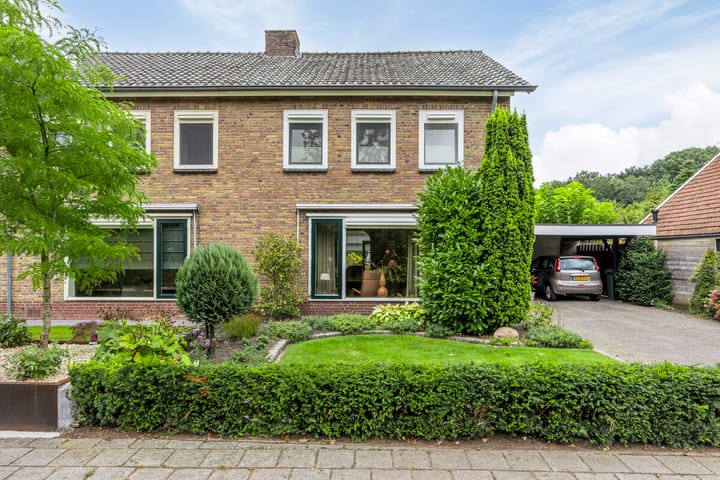 Foto 1 van Oude Lossersestraat 35