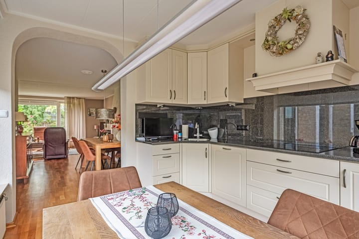 Foto 13 van Oude Lossersestraat 35