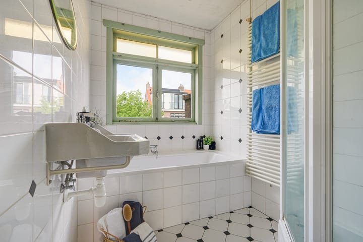 Foto 37 van Hof van Delftlaan 50