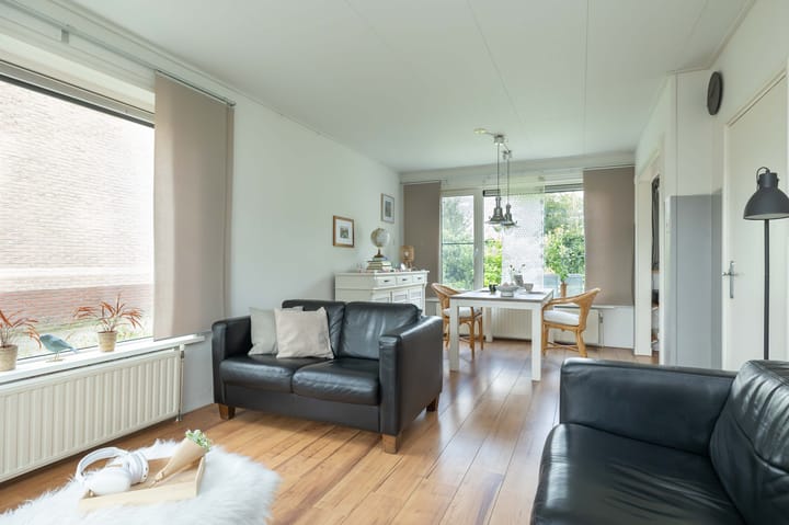 Foto 10 van Dorpshuisstraat 13