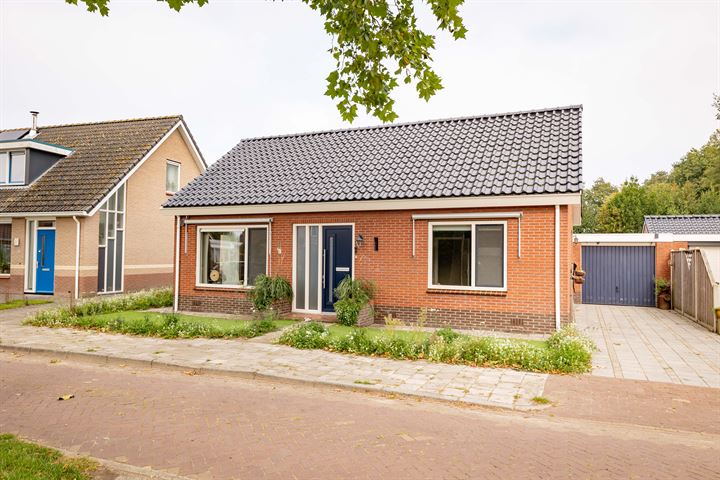 Bekijk foto 45 van Dorpshuisstraat 13