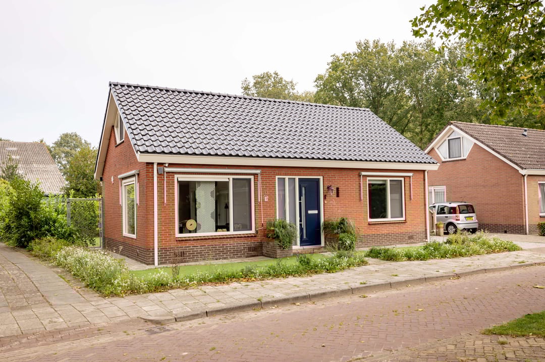 Foto 47 van Dorpshuisstraat 13