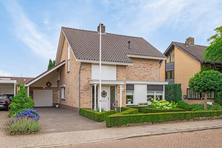 Foto 1 van Lattropperstraat 14