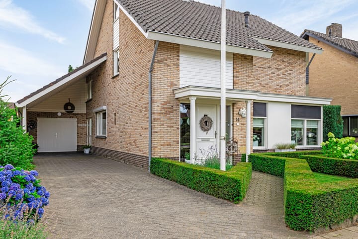 Foto 47 van Lattropperstraat 14