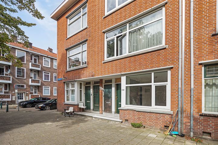 Bekijk foto 2 van Zweedsestraat 183-A