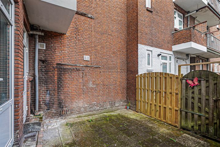 Bekijk foto 18 van Zweedsestraat 183-A