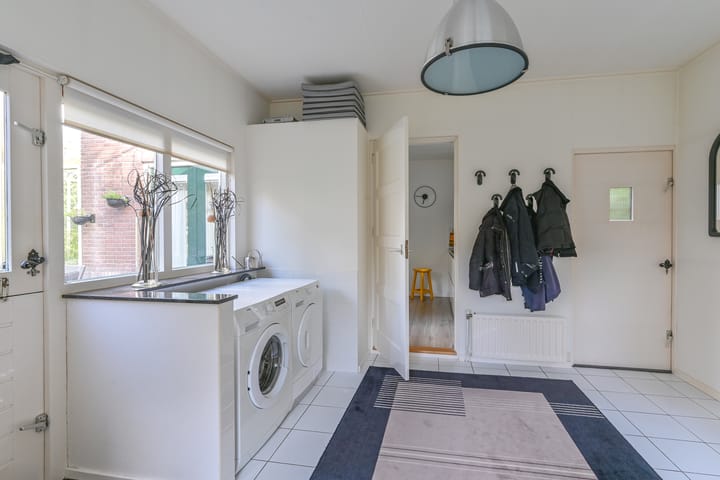 Foto 25 van Stationsstraat 2