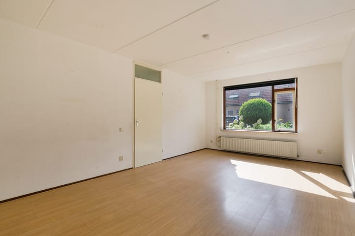 Foto 2 van Louis van Gasterenstraat 228