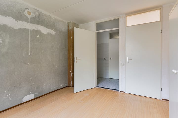 Foto 14 van Louis van Gasterenstraat 228