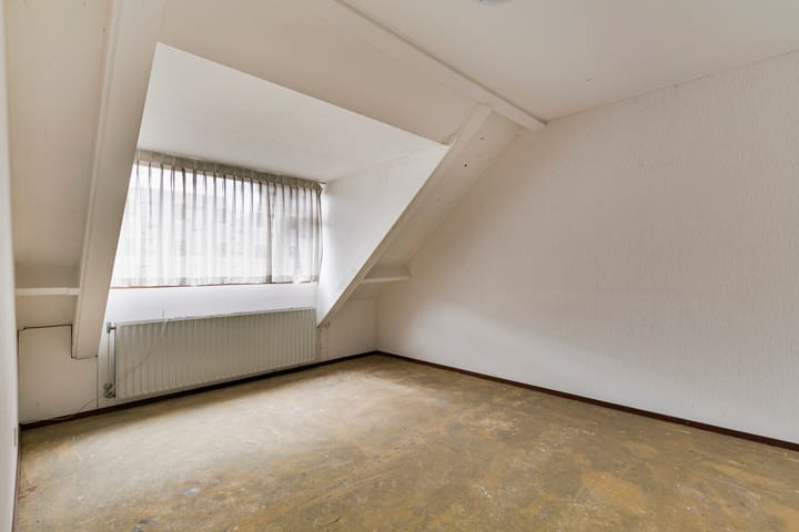 Foto 18 van Louis van Gasterenstraat 228