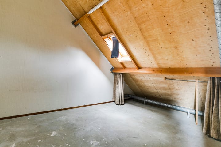 Foto 19 van Louis van Gasterenstraat 228