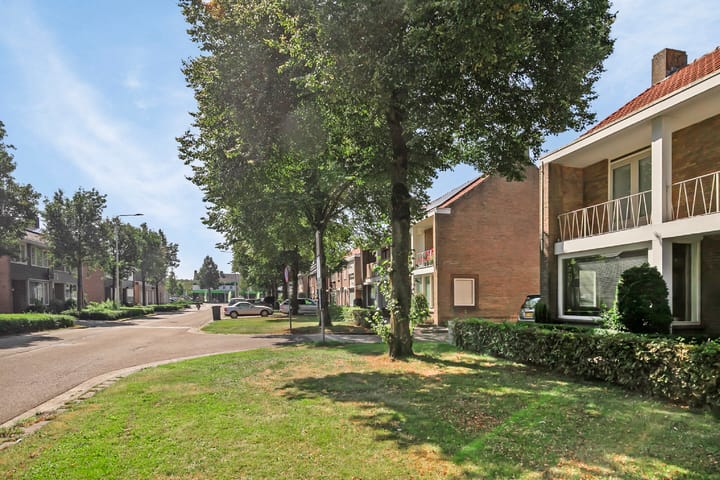 Foto 34 van Jonkheer de la Courtstraat 18