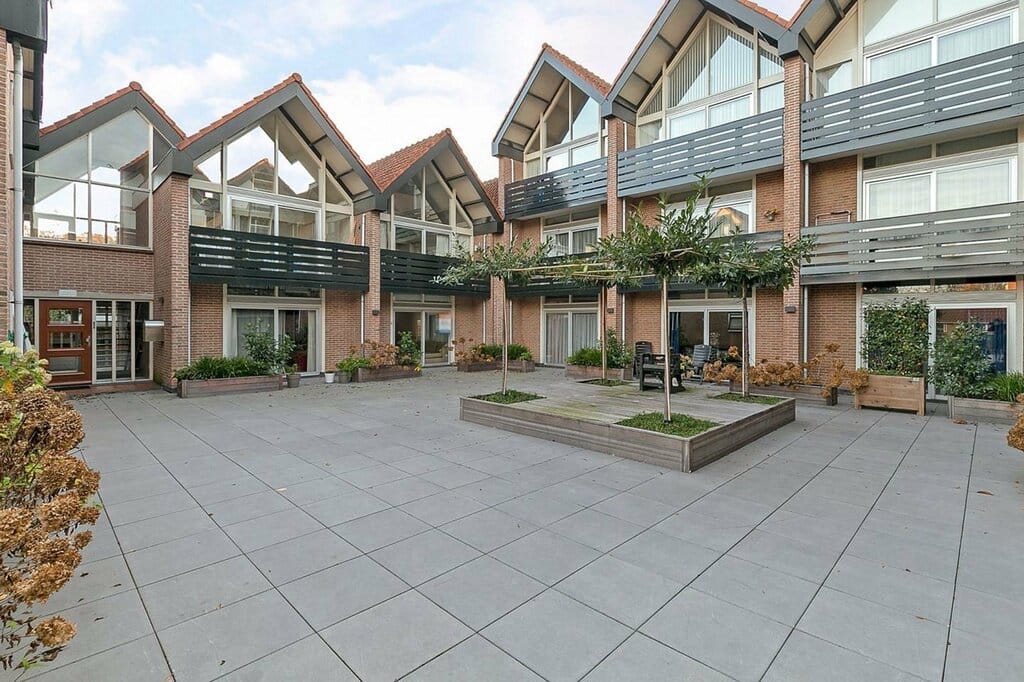 Cornelis Bakkerlaan 3