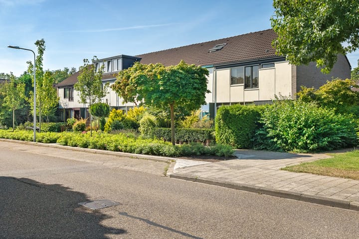 Foto 2 van Hunzelaan 9