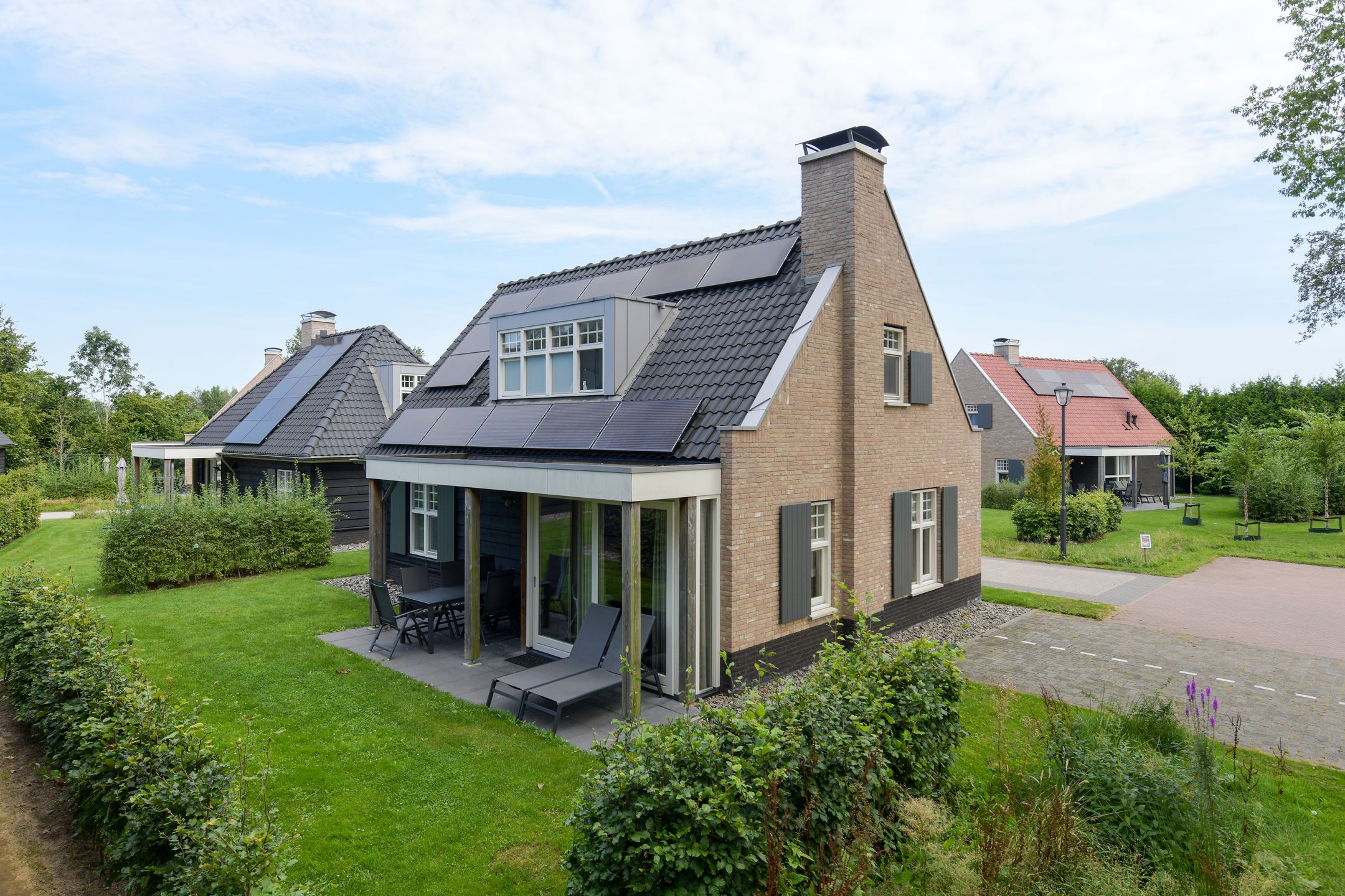 3-bedroom freehold villa in Kaatsheuvel — photo 1 of 5