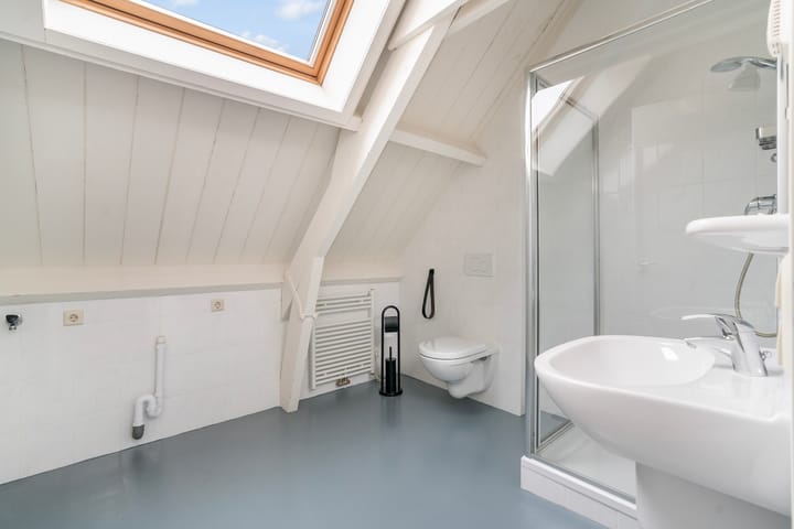 Photo 31 of Simonsstraat 103-E