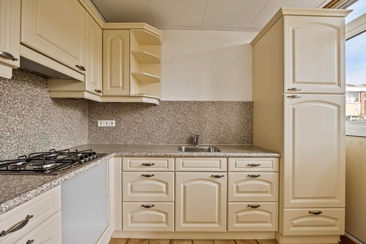 Photo 10 of Lauernessestraat 10