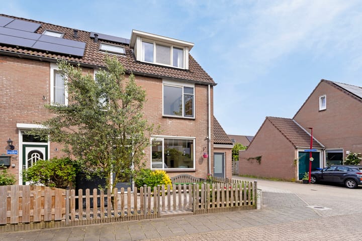 Foto 33 van Graaf Balthasarlaan 11