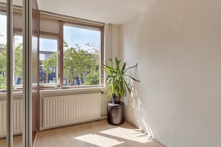 Foto 21 van Graaf Balthasarlaan 11