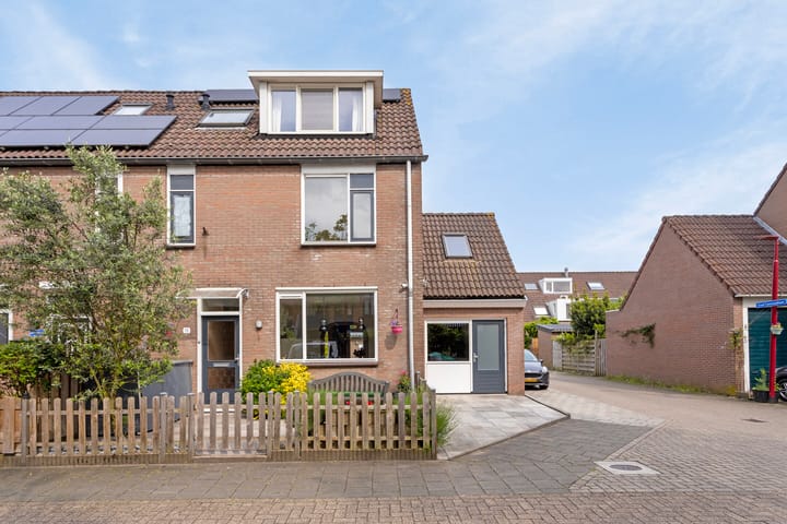 Foto 34 van Graaf Balthasarlaan 11