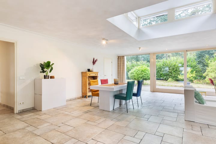 Foto 3 van Leeuweriklaan 8