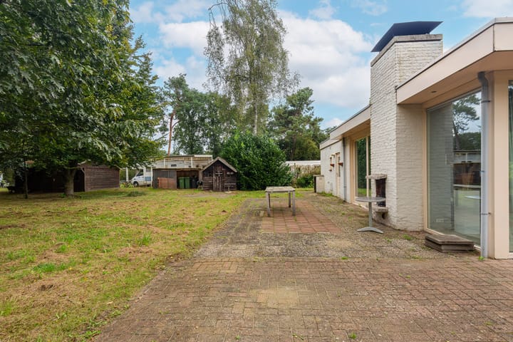 Foto 43 van Leeuweriklaan 8