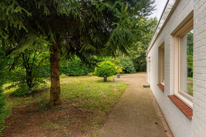 Foto 50 van Leeuweriklaan 8