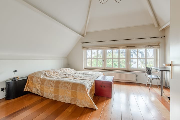 Foto 35 van Oosteinderweg 448