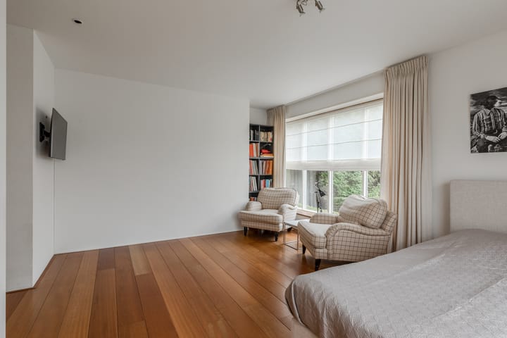 Foto 61 van Oosteinderweg 448