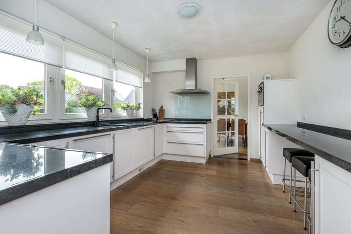 Foto 15 van Kluut 46