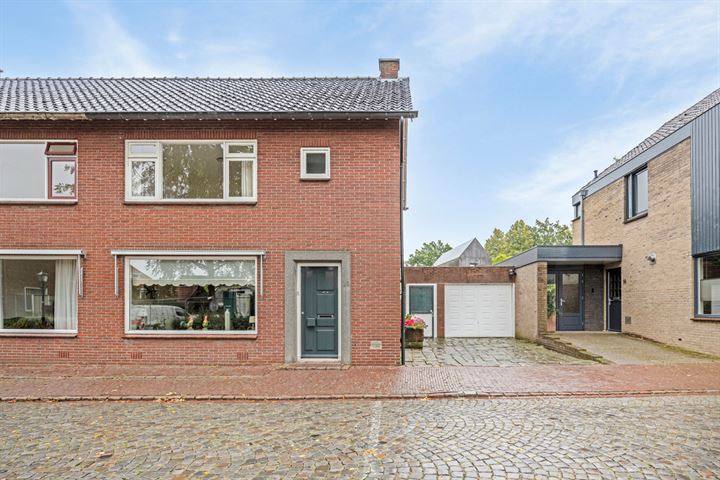 Bekijk foto 1 van Paradijsstraat 16