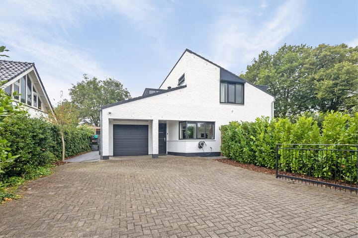 Foto 1 van Notaris d'Aumerielaan 1