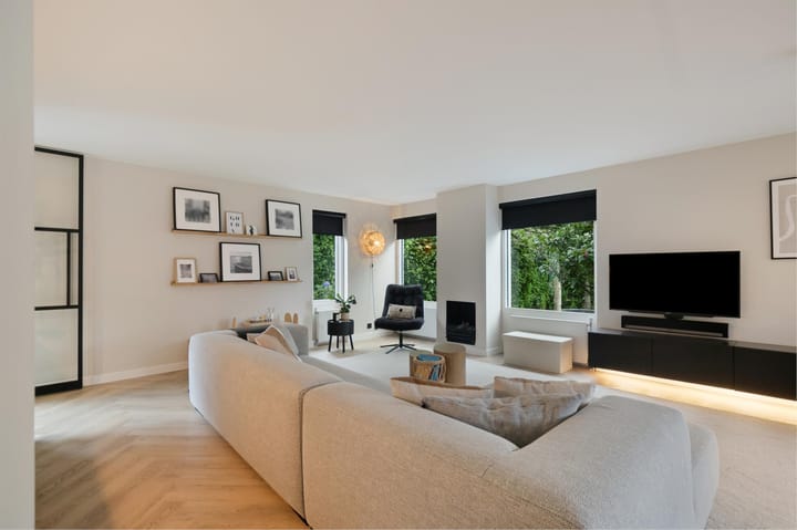 Foto 17 van Notaris d'Aumerielaan 1