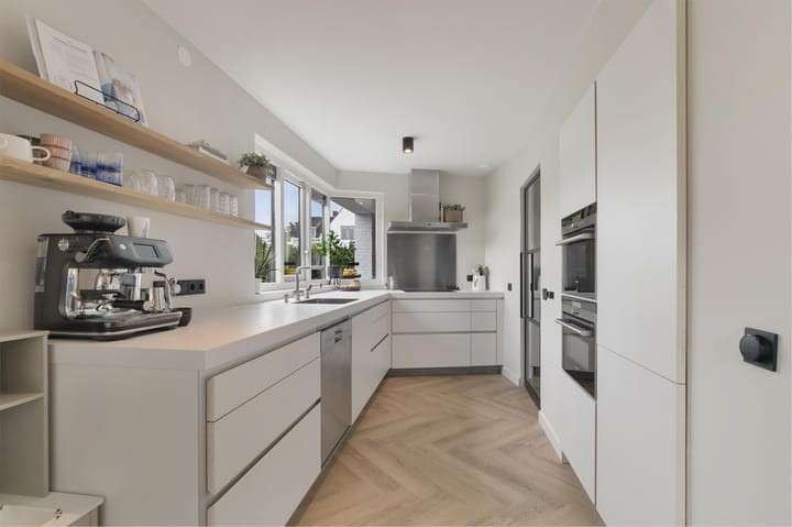 Foto 20 van Notaris d'Aumerielaan 1