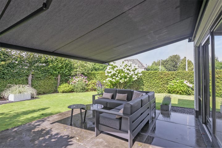 Foto 42 van Notaris d'Aumerielaan 1