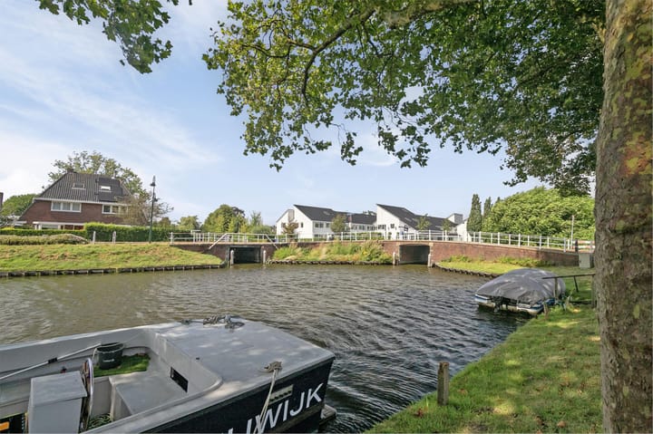 Foto 47 van Notaris d'Aumerielaan 1