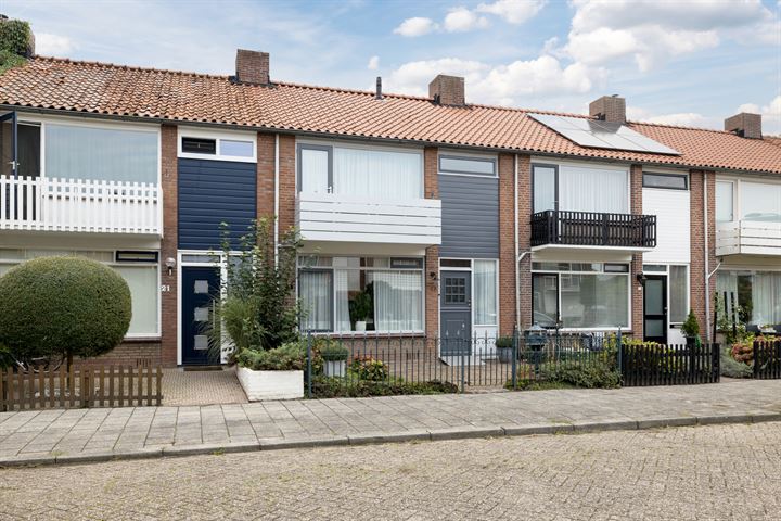 View photo 1 of Verdistraat 19