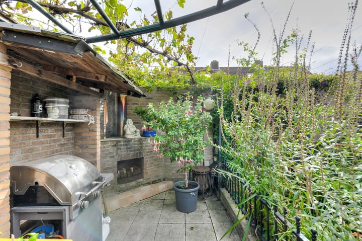 Foto 47 van Archimedeslaan 1-A