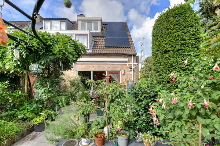 Foto 48 van Archimedeslaan 1-A