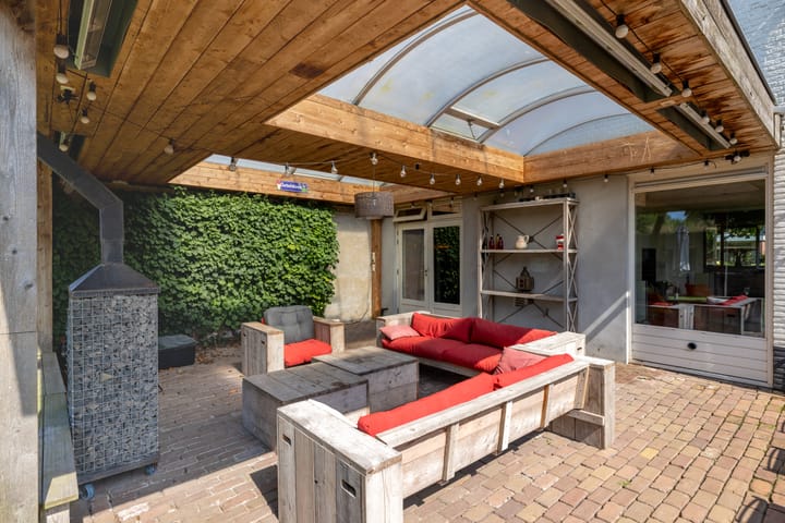 Foto 31 van Sint Lambertusstraat 2